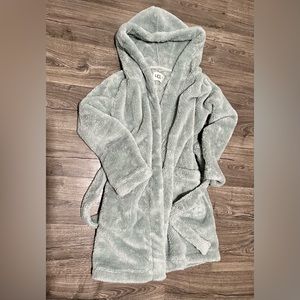 Size small UGG Australia Aarti Robe